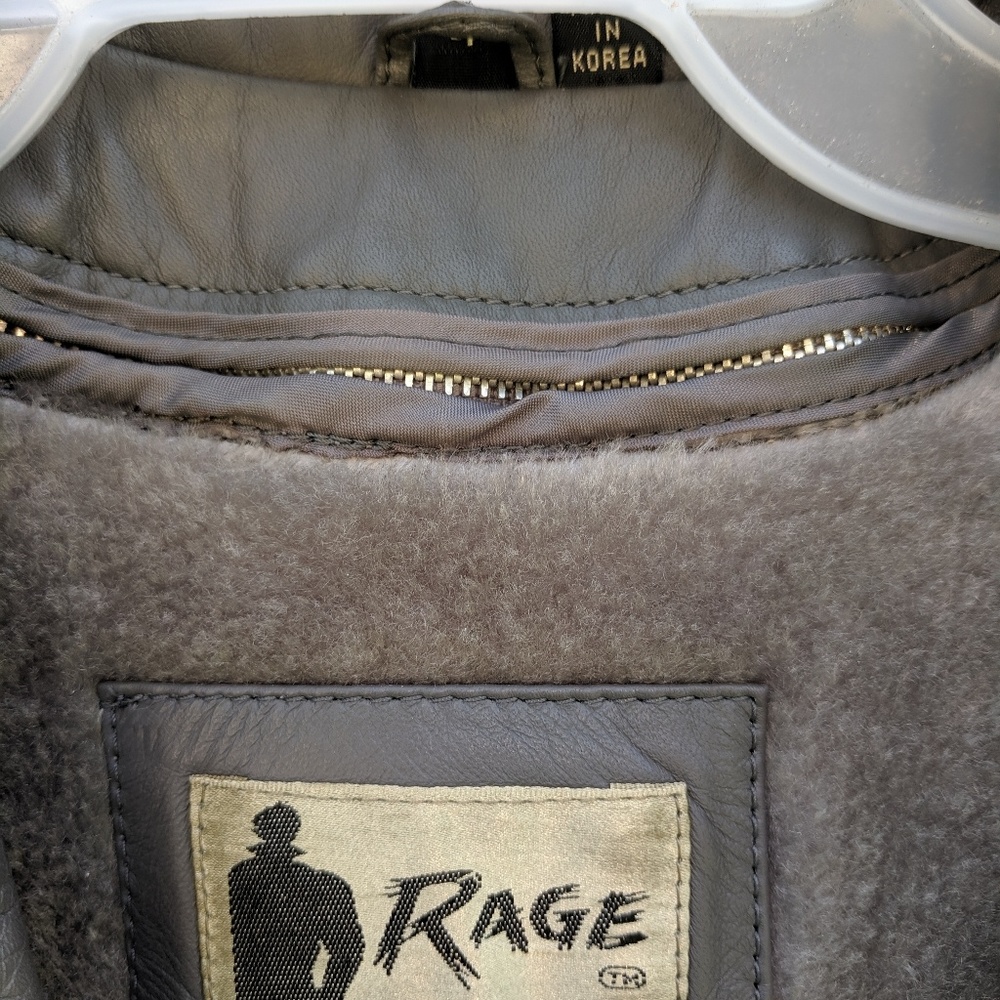 100% Leather Jacket - Picture 5 of 8